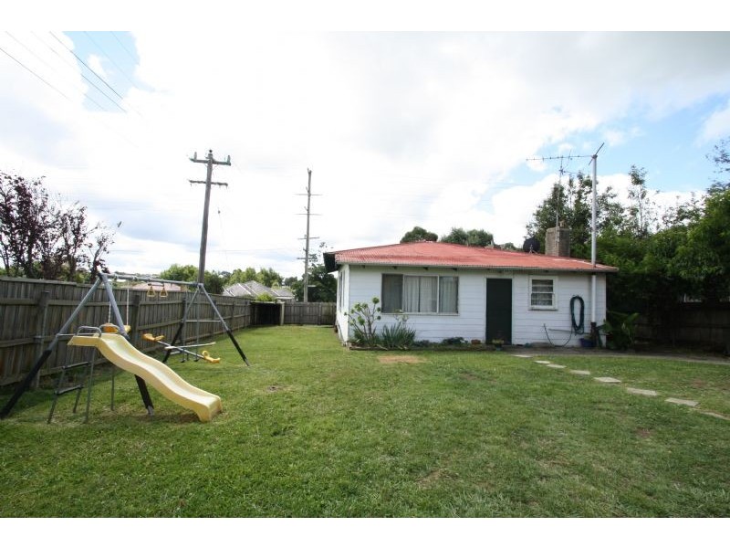 16 Parr Street, Leongatha VIC 3953
