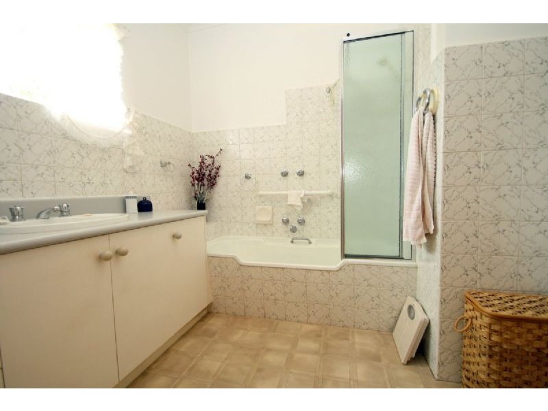 2 Somerset Court, Leongatha VIC 3953