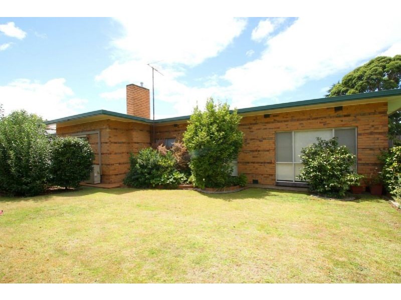 2 Somerset Court, Leongatha VIC 3953