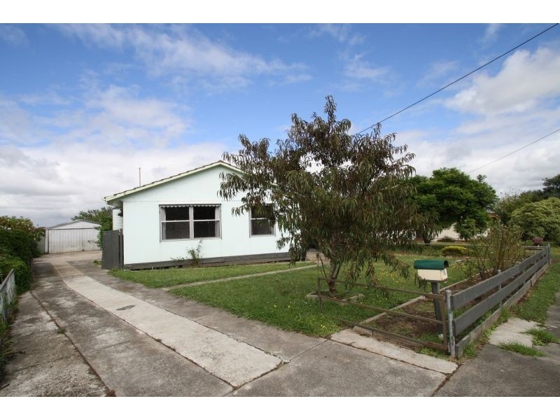 15 Byrne Street, Leongatha VIC 3953