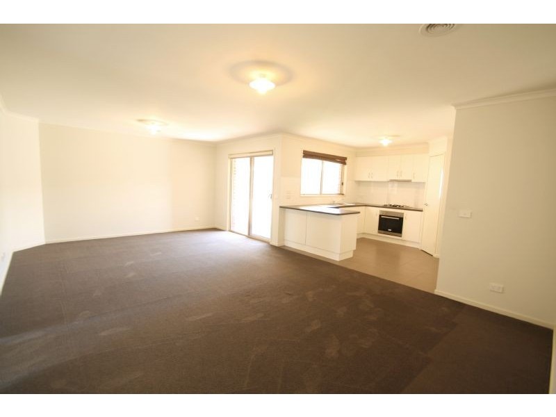 7 Floraston Drive, Leongatha VIC 3953