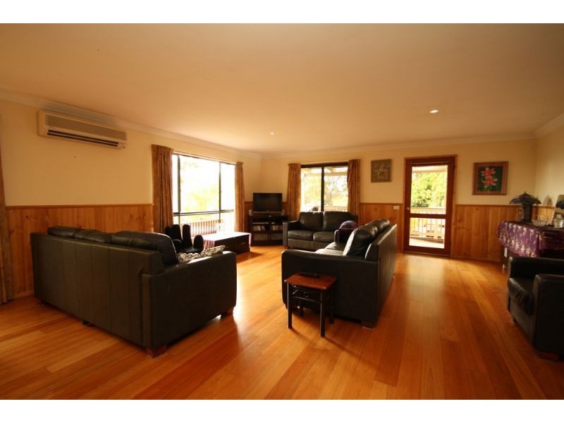 26 Welsford Street, Meeniyan VIC 3956