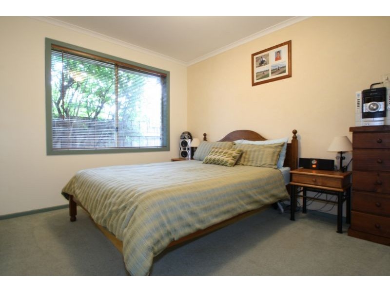 11 Clinton Court, Leongatha VIC 3953