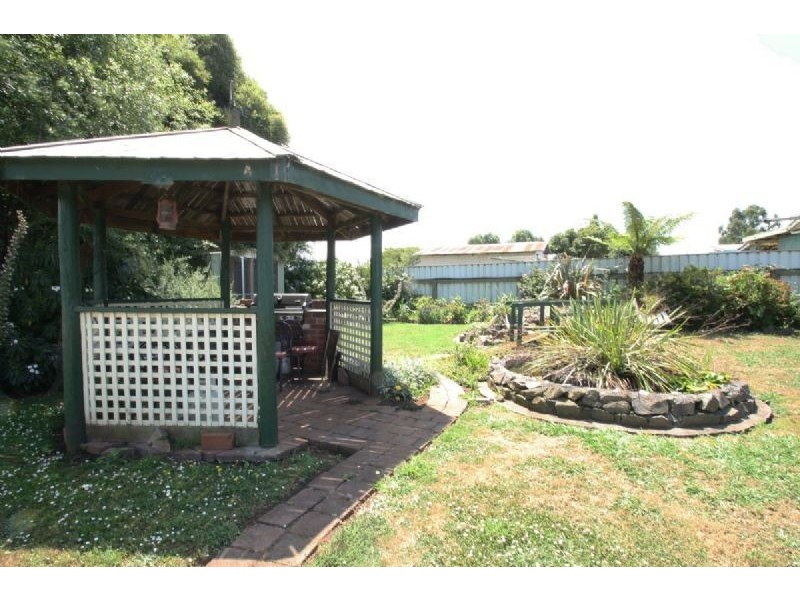 61 Farmers Road, Dumbalk VIC 3956