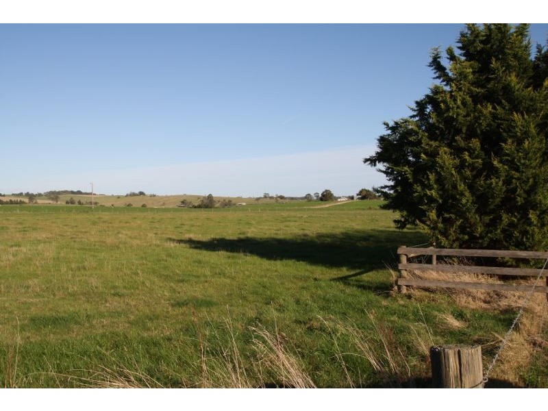 25 Watts Road, Leongatha VIC 3953