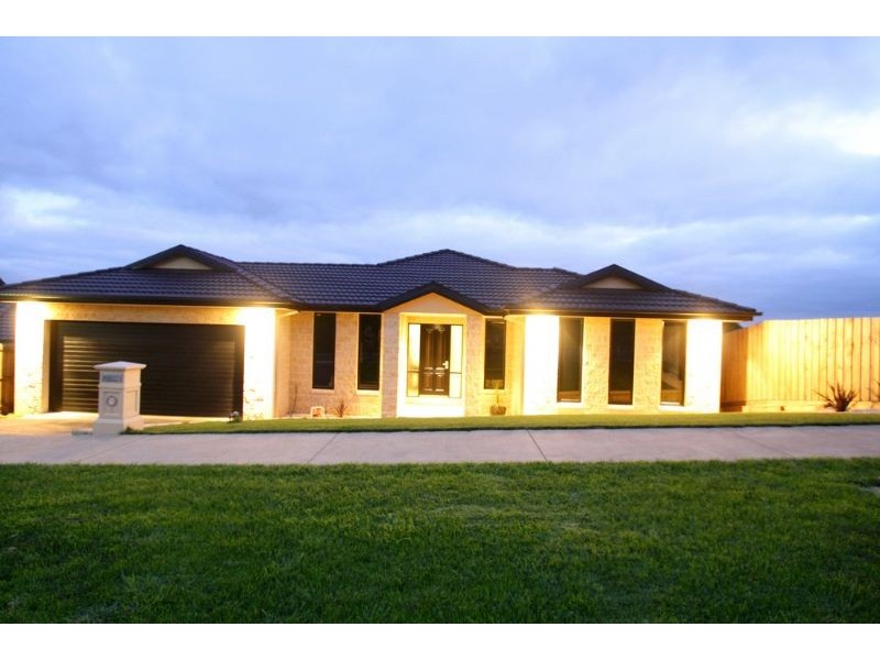 5 Veronica Court, Leongatha VIC 3953