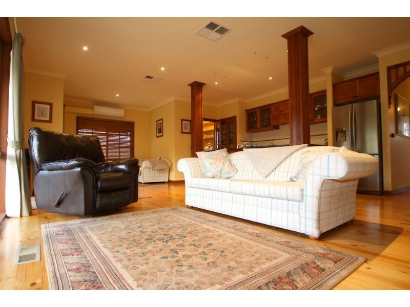 21 Higg Street, Leongatha VIC 3953