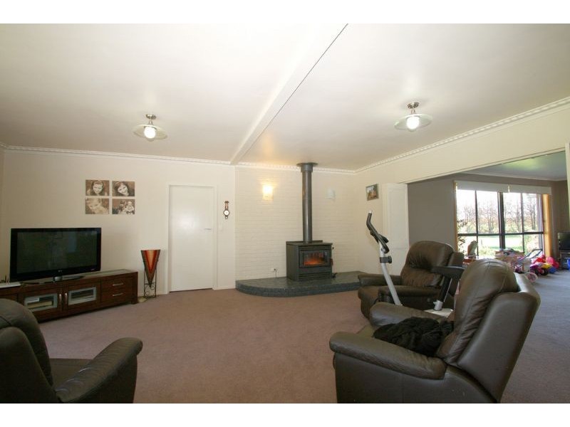 85 Cross Road, Leongatha South VIC 3953