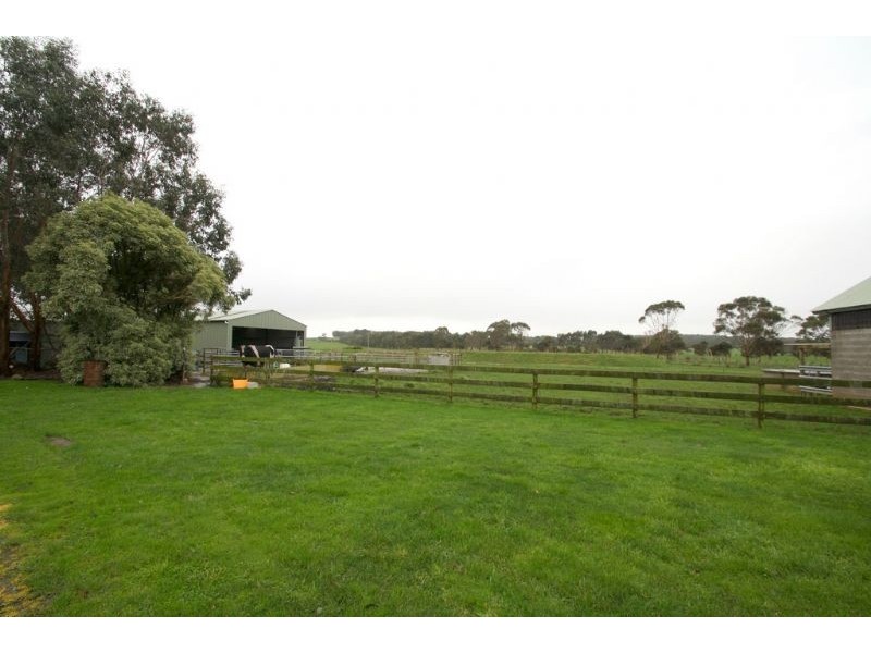 85 Cross Road, Leongatha South VIC 3953