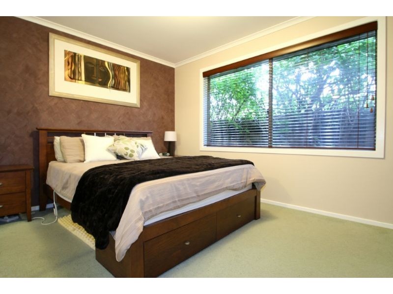 11 Clinton Court, Leongatha VIC 3953
