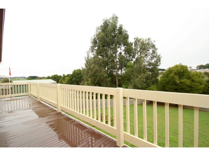 5 Eden Crescent, Leongatha VIC 3953