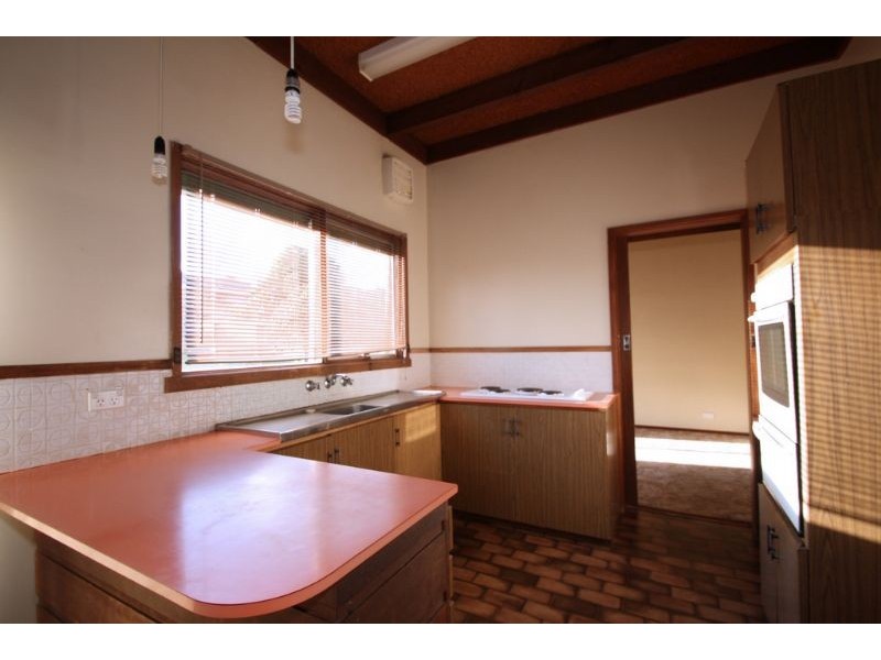 18 Allison Street, Leongatha VIC 3953