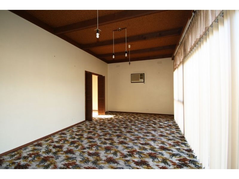 18 Allison Street, Leongatha VIC 3953