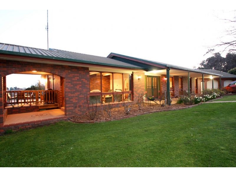 21-23 Blair Crescent, Leongatha VIC 3953