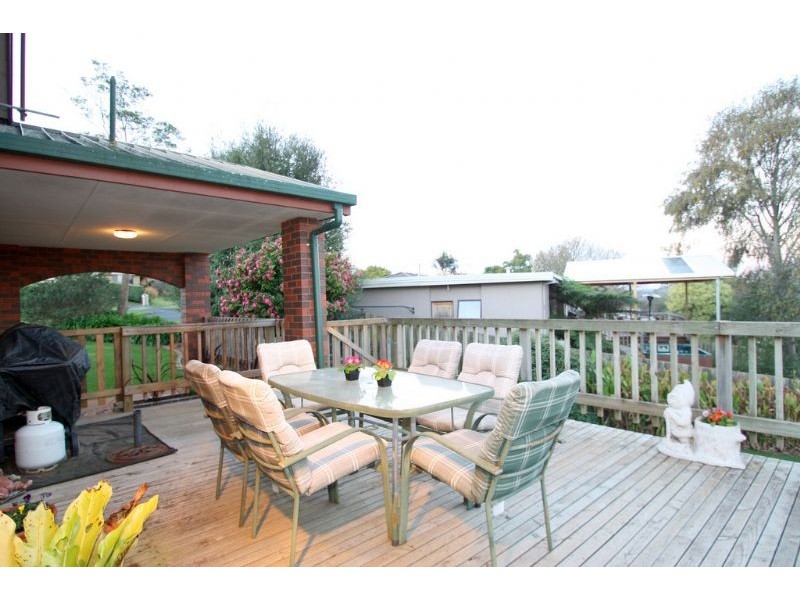 21-23 Blair Crescent, Leongatha VIC 3953