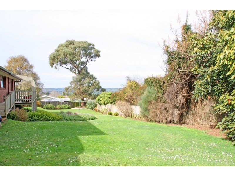 21-23 Blair Crescent, Leongatha VIC 3953
