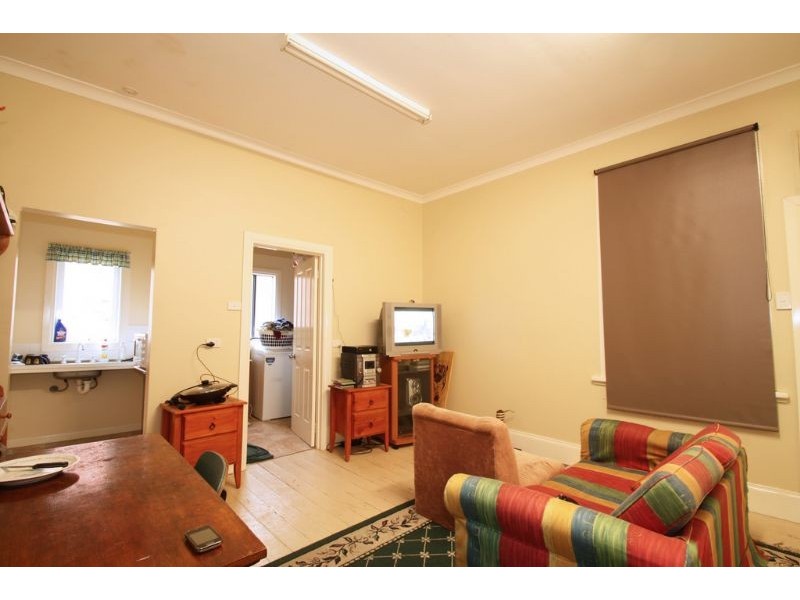 10 Roughead Street, Leongatha VIC 3953