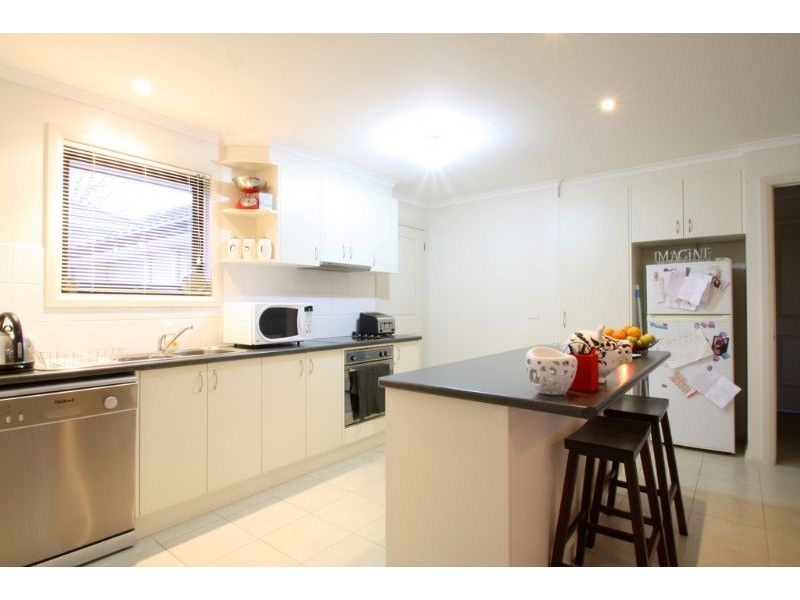 2/13 Hassett Street, Leongatha VIC 3953