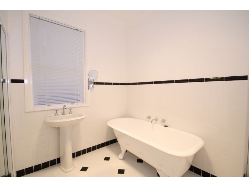 94 McCartin Street, Leongatha VIC 3953