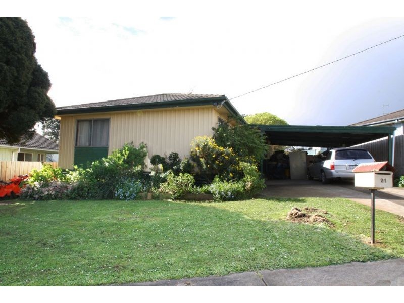 24 Byrne Street, Leongatha VIC 3953