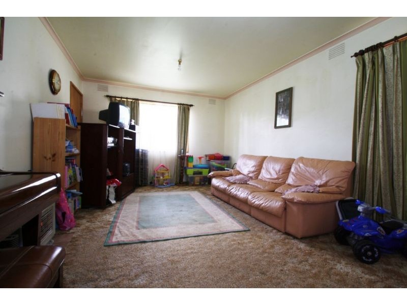 24 Byrne Street, Leongatha VIC 3953