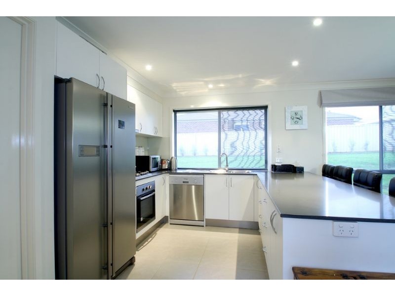 16 Gibson Street, Leongatha VIC 3953