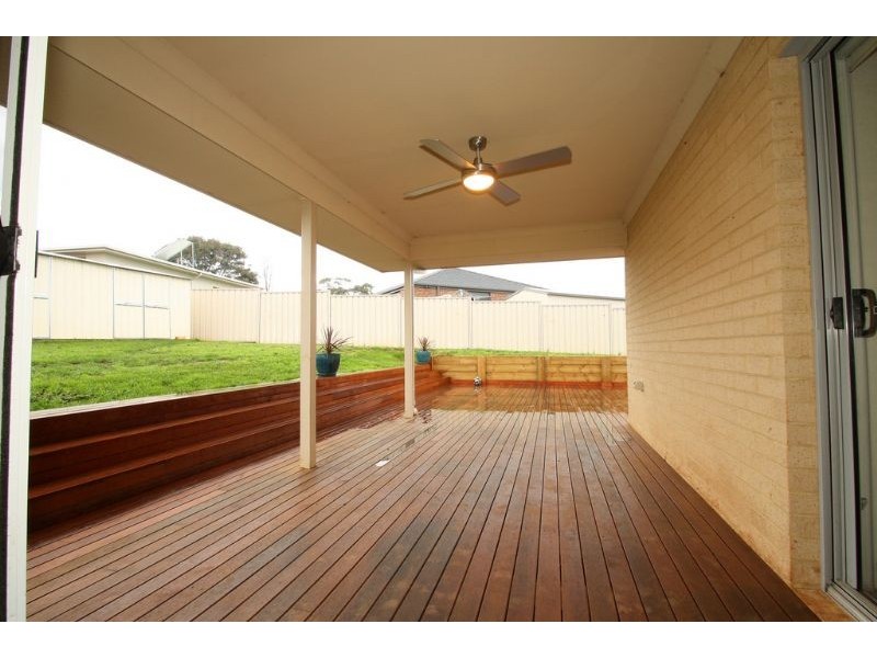 16 Gibson Street, Leongatha VIC 3953