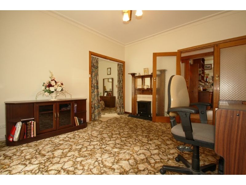 10 Holt Street, Leongatha VIC 3953