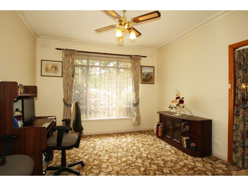 10 Holt Street, Leongatha VIC 3953