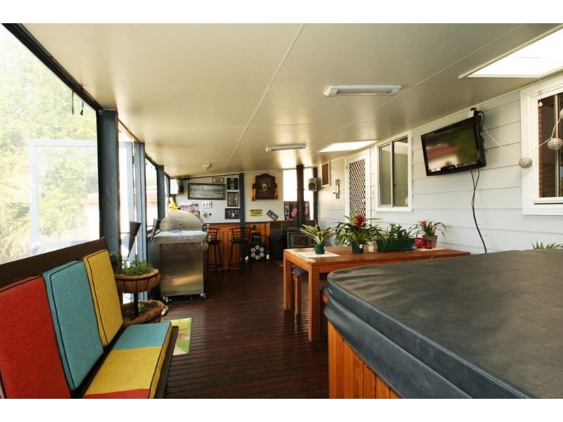 27 Roughead Street, Leongatha VIC 3953