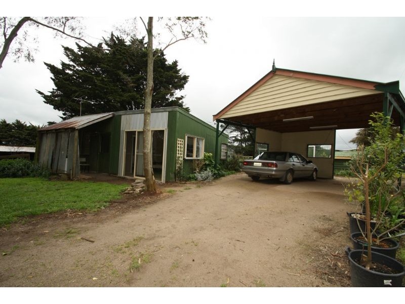 445 Leongatha North Road, Leongatha North VIC 3953