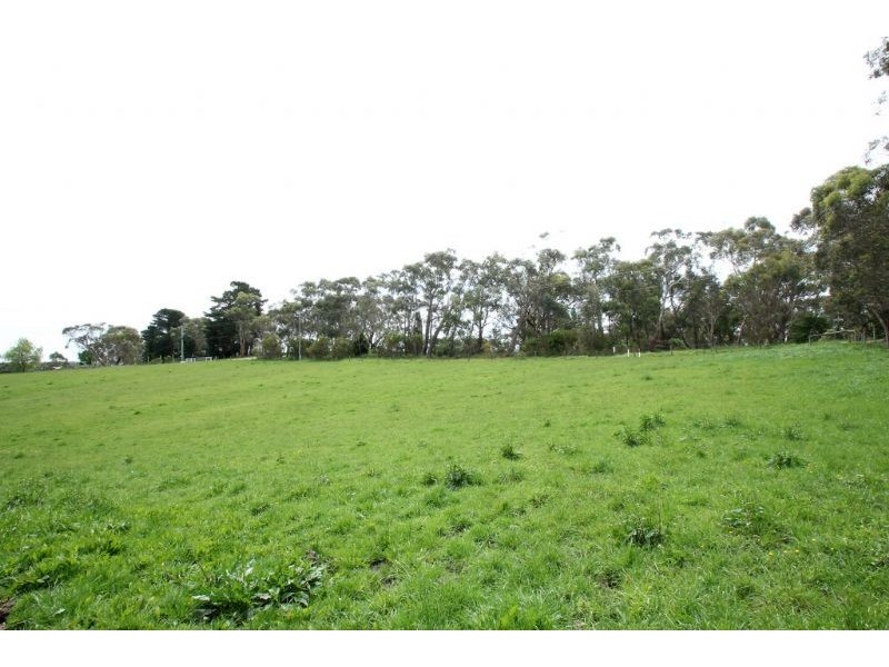 30 Morgans Road, Meeniyan VIC 3956