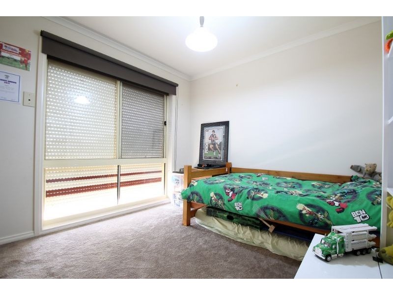 18 Carr Avenue, Leongatha VIC 3953