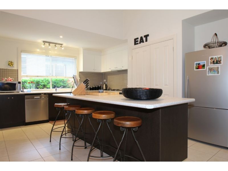 11 Park Drive, Leongatha VIC 3953