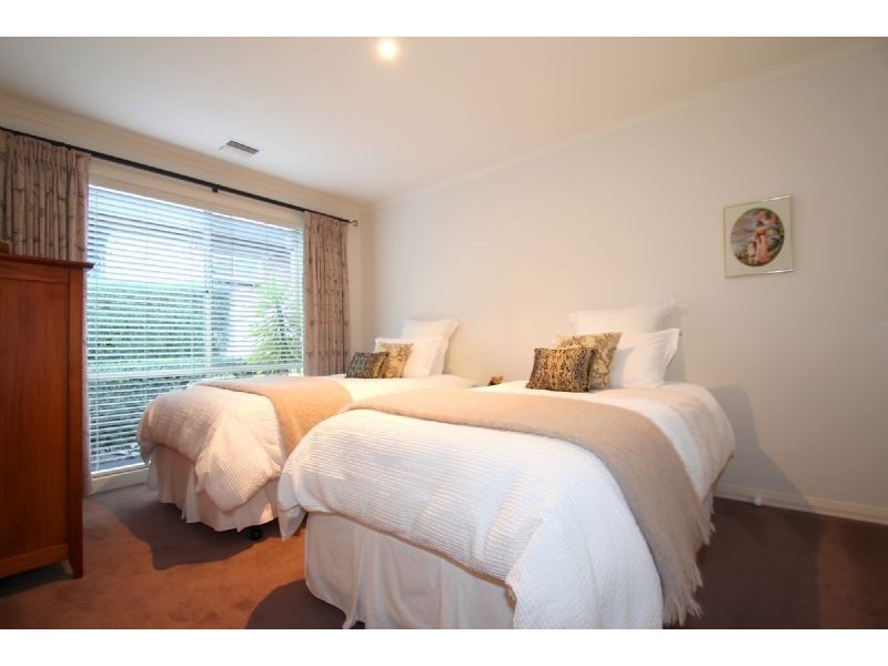 11 Park Drive, Leongatha VIC 3953