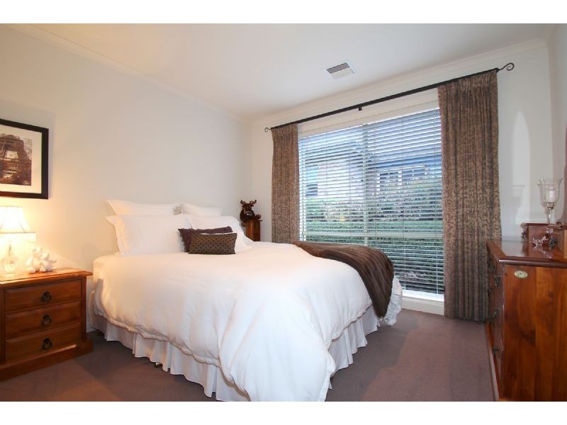 11 Park Drive, Leongatha VIC 3953