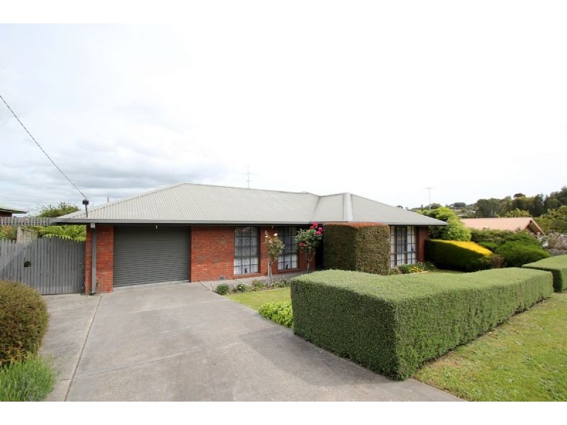 18 Griffin Road, Leongatha VIC 3953