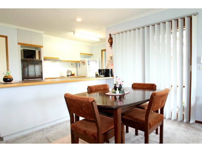 18 Griffin Road, Leongatha VIC 3953