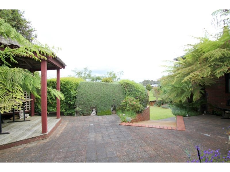 18 Griffin Road, Leongatha VIC 3953