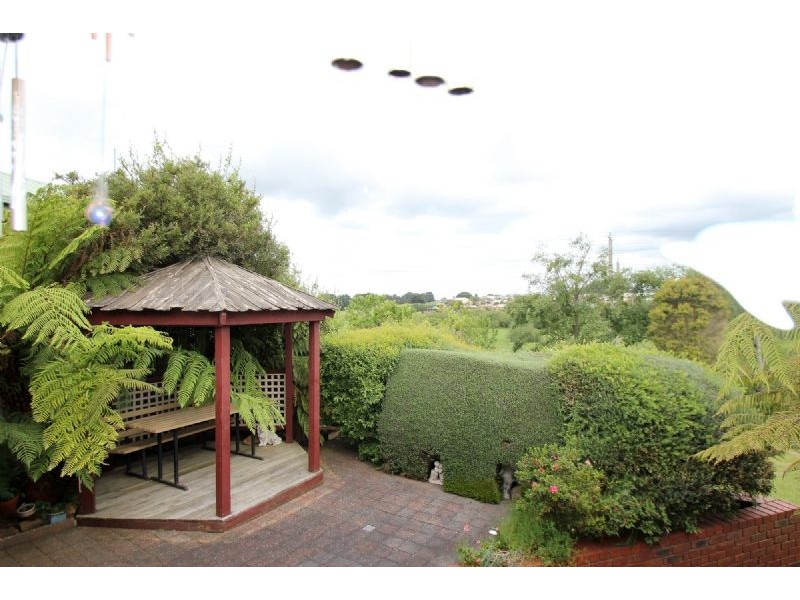 18 Griffin Road, Leongatha VIC 3953