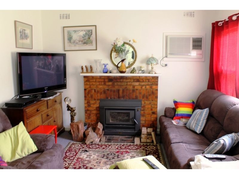 8985 South Gippsland Highway, Kardella VIC 3951