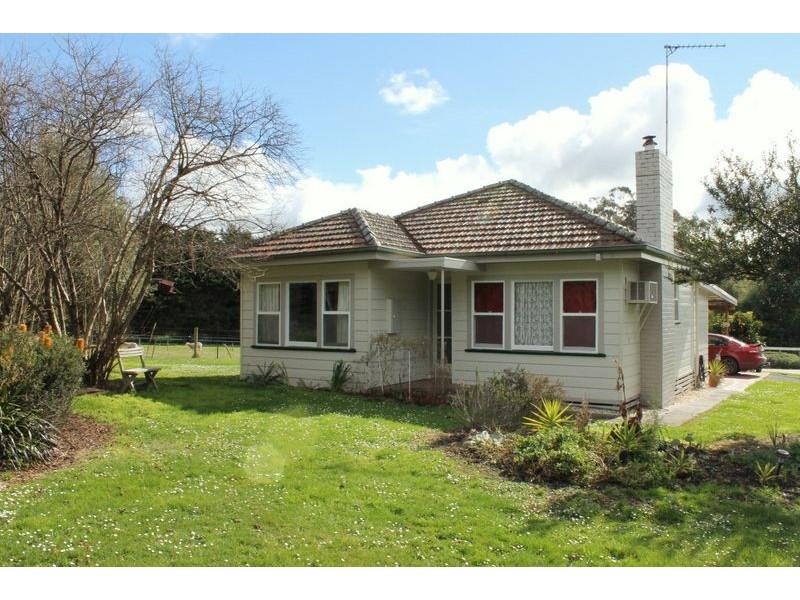 8985 South Gippsland Highway, Kardella VIC 3951