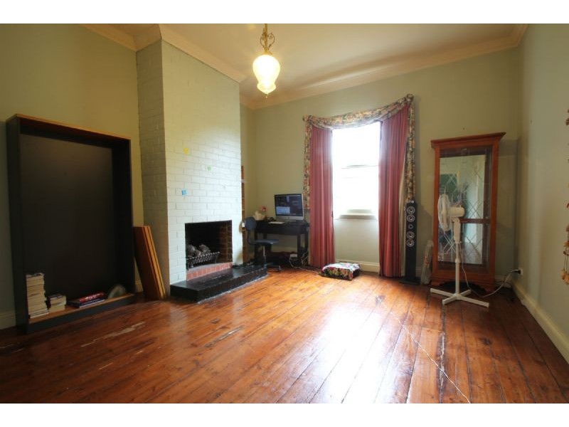 39 Bent Street, Leongatha VIC 3953