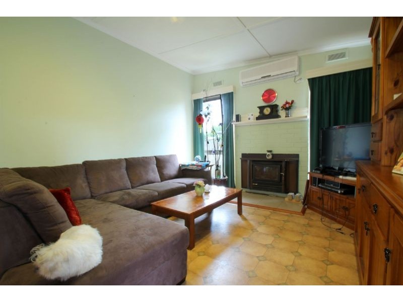 39 Bent Street, Leongatha VIC 3953