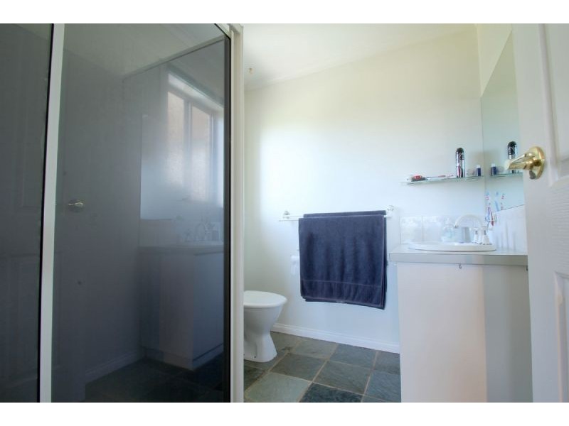 10 Warralong Court, Leongatha VIC 3953