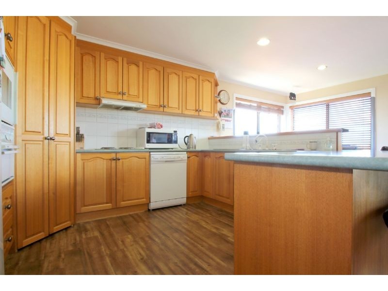 10 Warralong Court, Leongatha VIC 3953