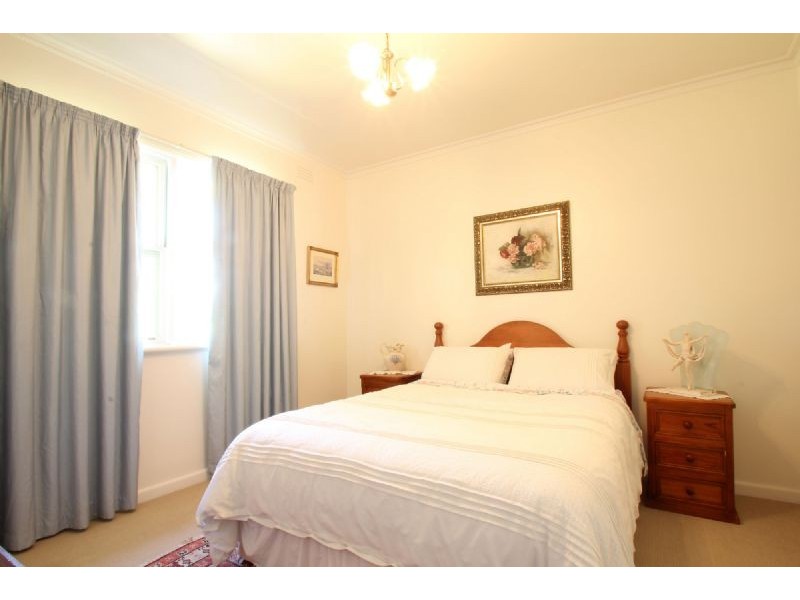 10 Bacon Avenue, Koonwarra VIC 3954