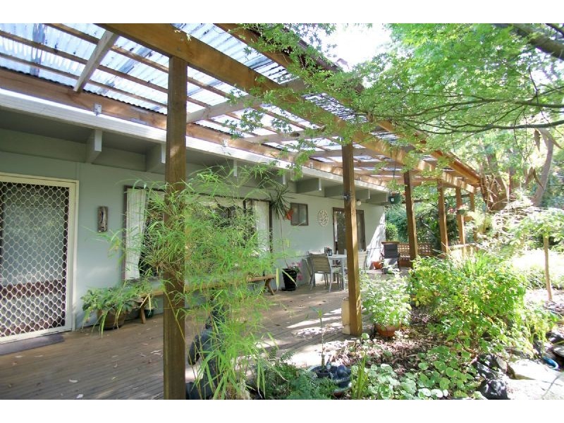 10 Bacon Avenue, Koonwarra VIC 3954