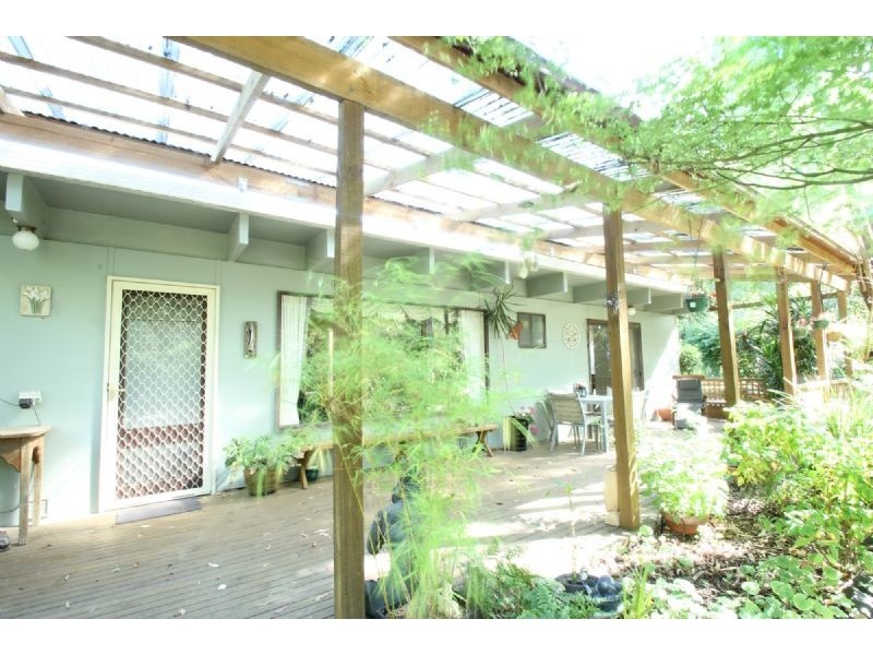 10 Bacon Avenue, Koonwarra VIC 3954