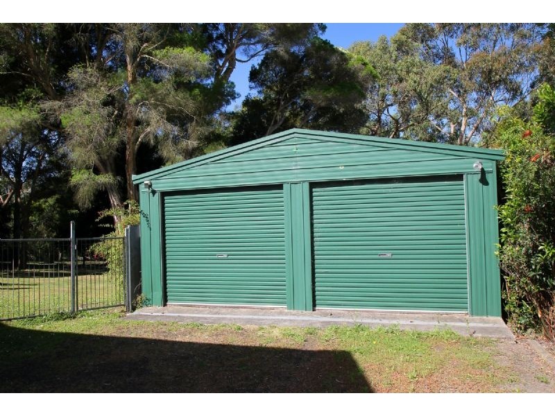 10 Bacon Avenue, Koonwarra VIC 3954